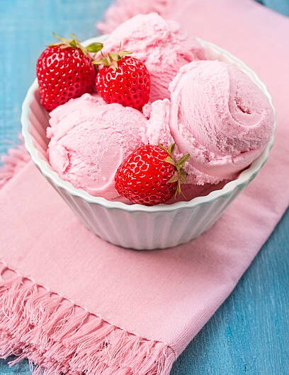 Ninja Creami Strawberry Ice Cream ( No Churn)